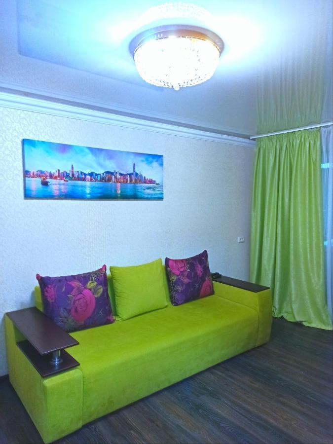 Ferienwohnung Затишок У Самому Центрі Дніпра Dnipro Exterior foto