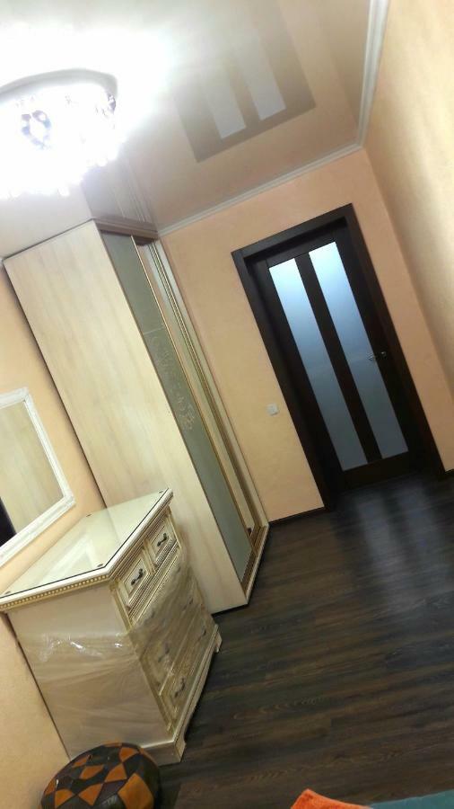 Ferienwohnung Затишок У Самому Центрі Дніпра Dnipro Exterior foto